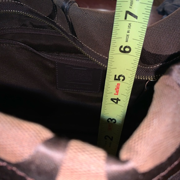 Coach Carly Signature Handbag - Picture 15 of 16